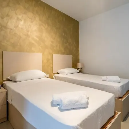 アパート Modern Seafront! Kalkara