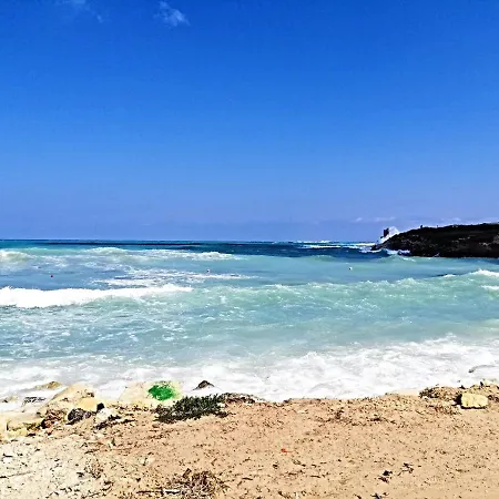 Modern Seafront! Apartment Kalkara