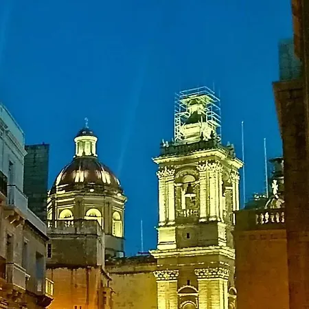 Modern Seafront! * Kalkara