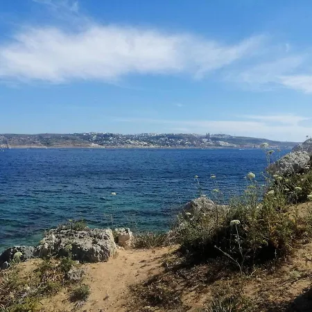 Modern Seafront! アパート Kalkara