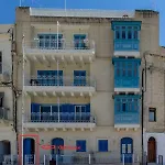 Modern Seafront! Kalkara