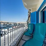 Modern Seafront! * Kalkara
