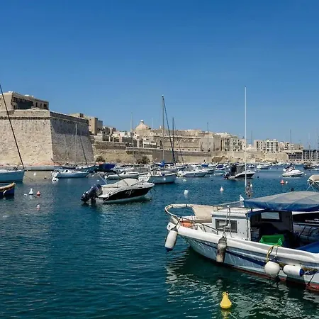 公寓 Modern Seafront! Kalkara