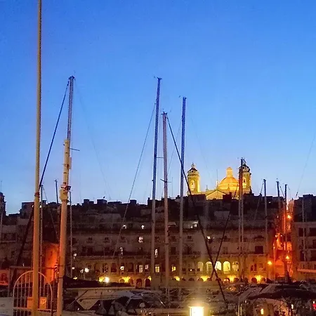 公寓 Modern Seafront!