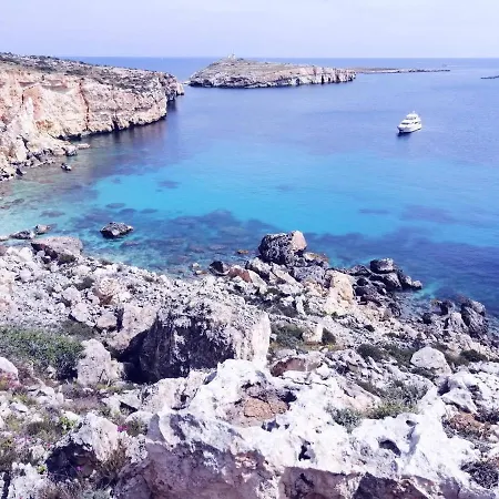 Modern Seafront! 公寓