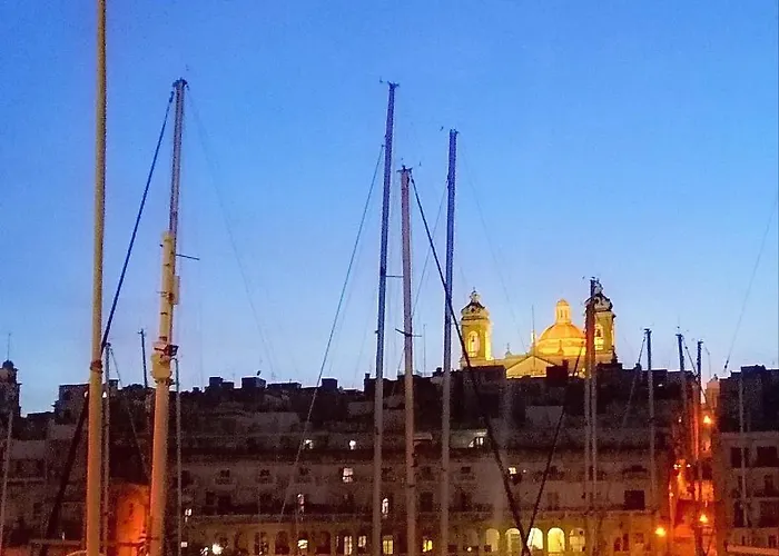 Lägenhet Modern Seafront!