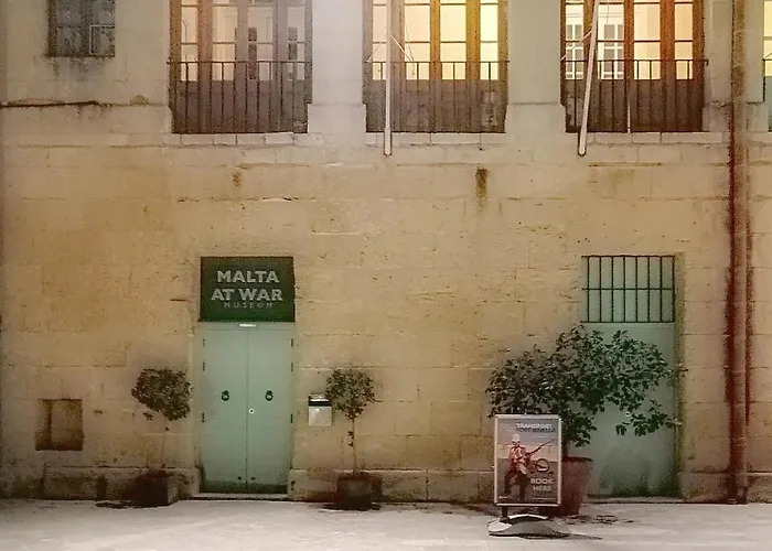 Modern Seafront! * Kalkara