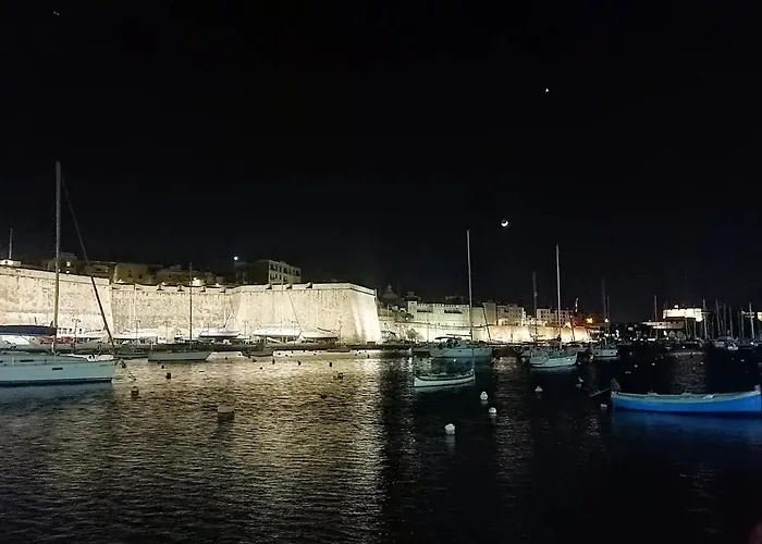 Modern Seafront! Lägenhet *